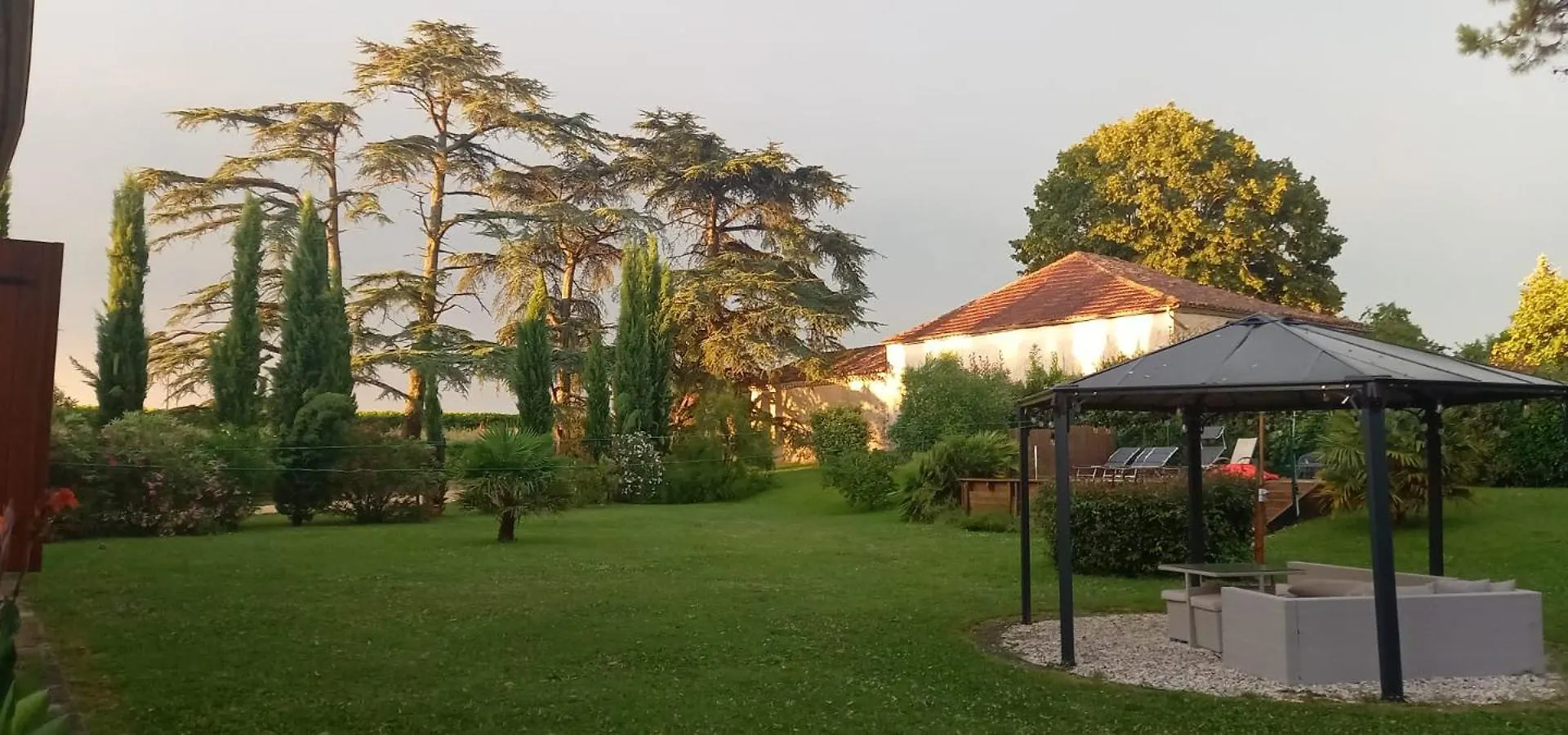 Tatil Evi La Metairie Du Clos Saint Louis, 4 Chambres Pour 8 Personnes Montreal